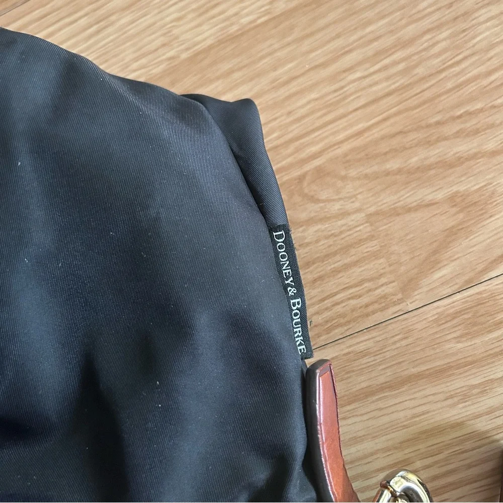 Dooney & Bourke good used
